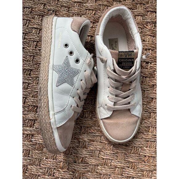 EUC Vintage Havana - Just Go With It Sneaker, Sz 7.5, $124 - Picture 3 of 11